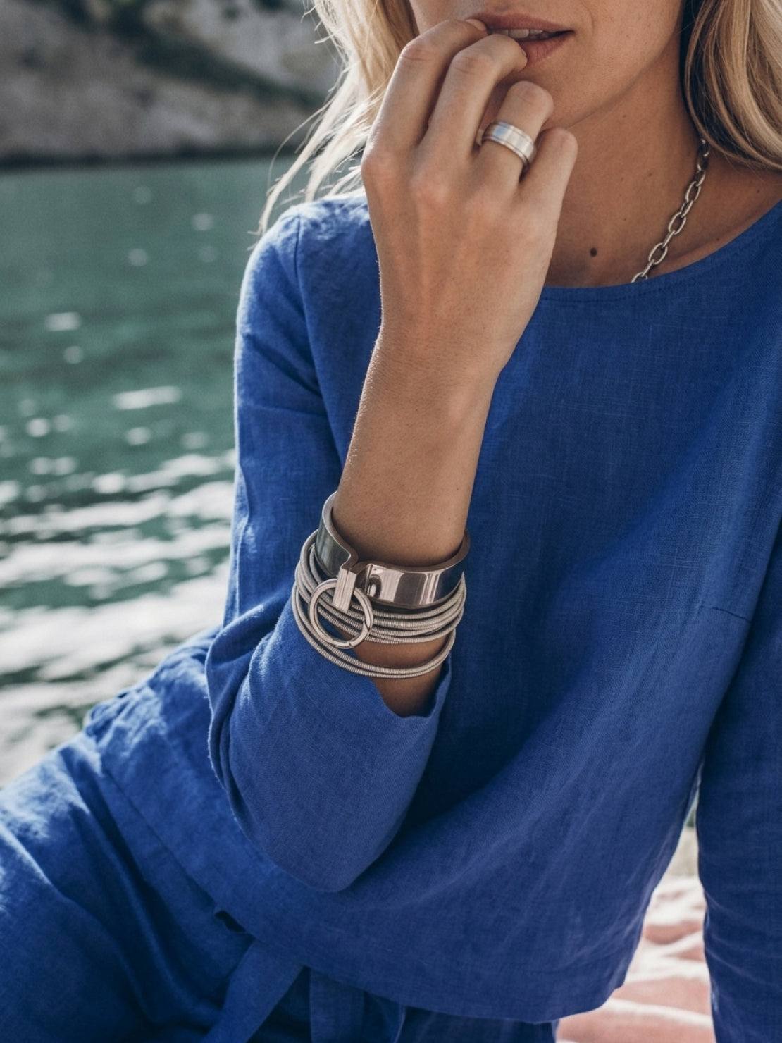 Lavinia | Completo Due Pezzi Minimal con Top Lungo e Pantaloni Ampi