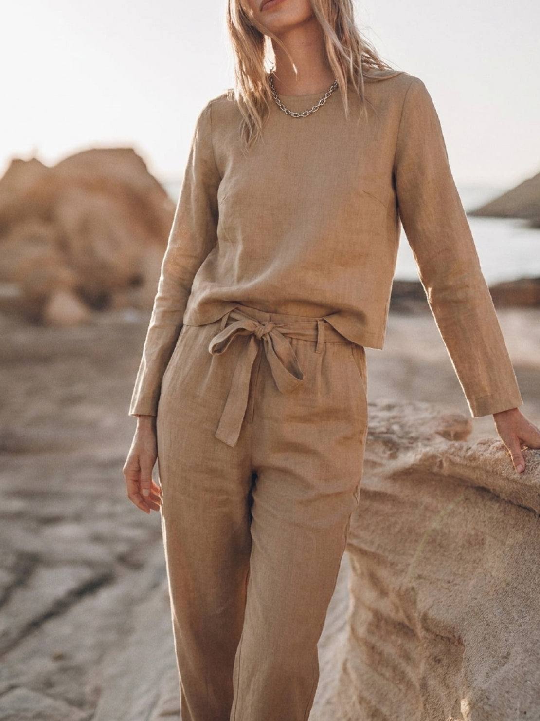 Lavinia | Completo Due Pezzi Minimal con Top Lungo e Pantaloni Ampi