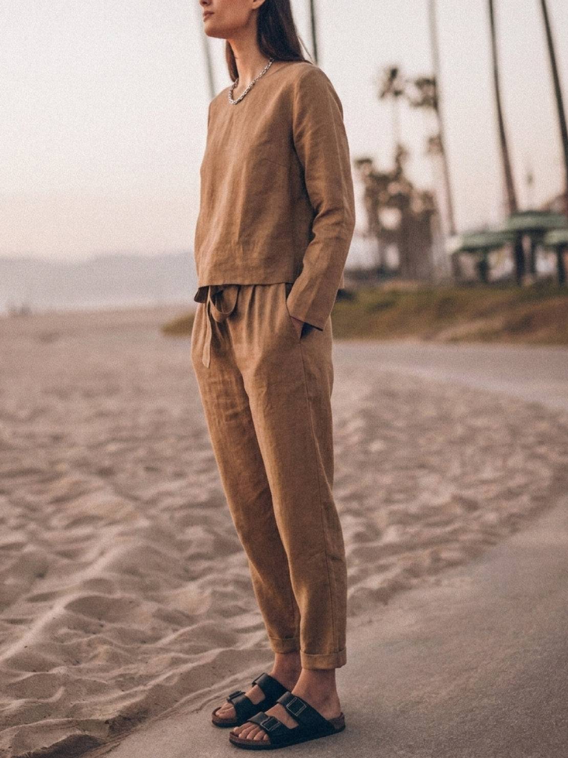 Lavinia | Completo Due Pezzi Minimal con Top Lungo e Pantaloni Ampi