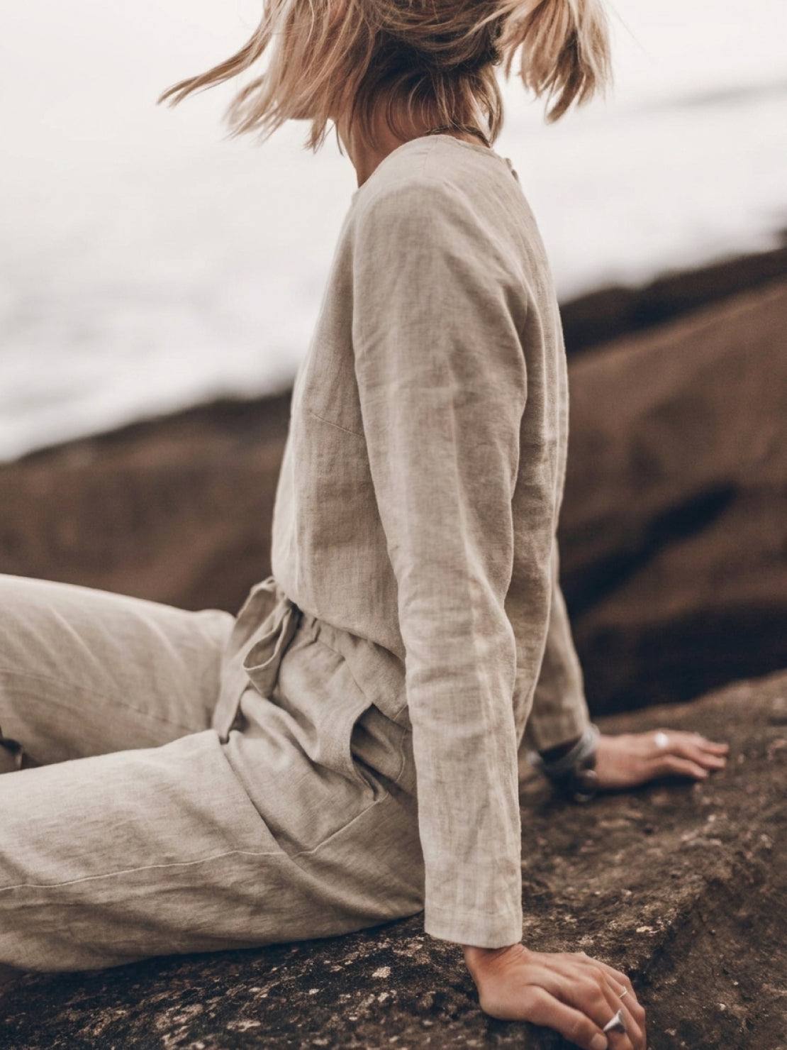 Lavinia | Completo Due Pezzi Minimal con Top Lungo e Pantaloni Ampi