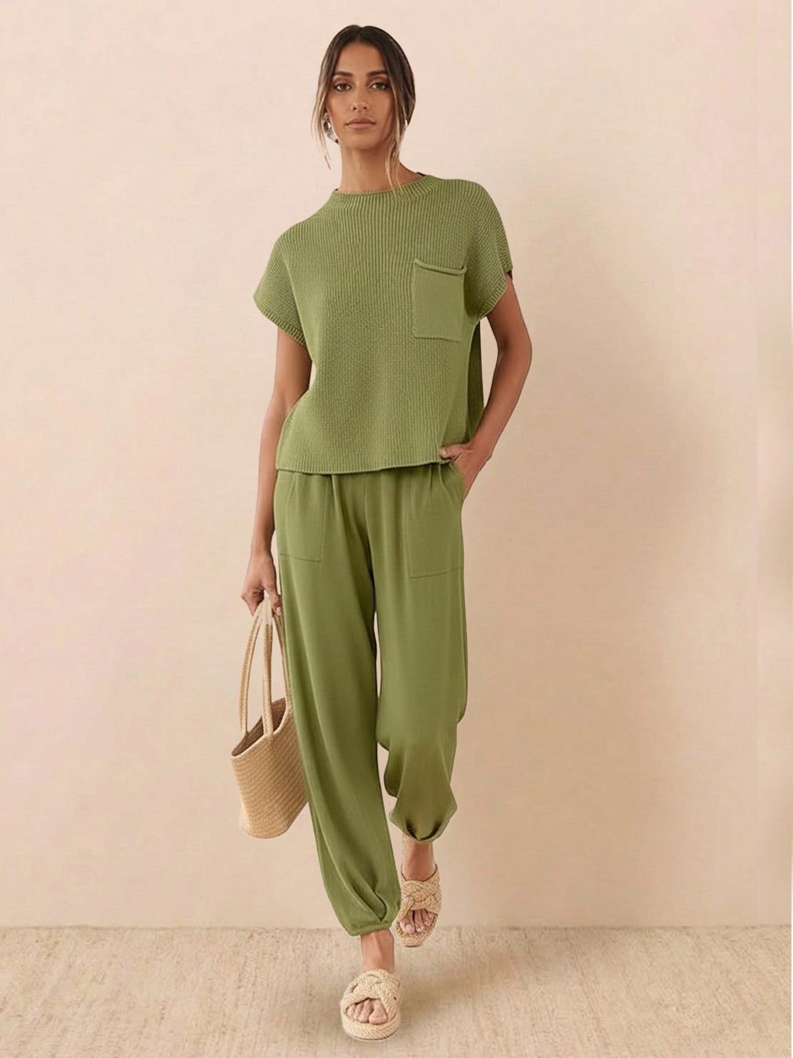 Giulia | Completo in Maglia Morbido e Raffinato